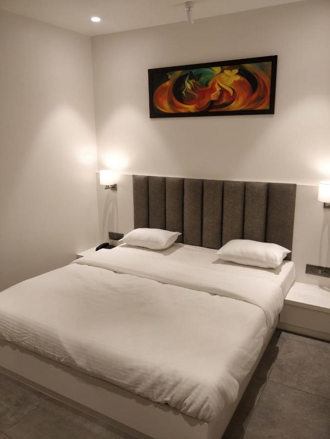 Hotel My Home Residency Nászik Kültér fotó