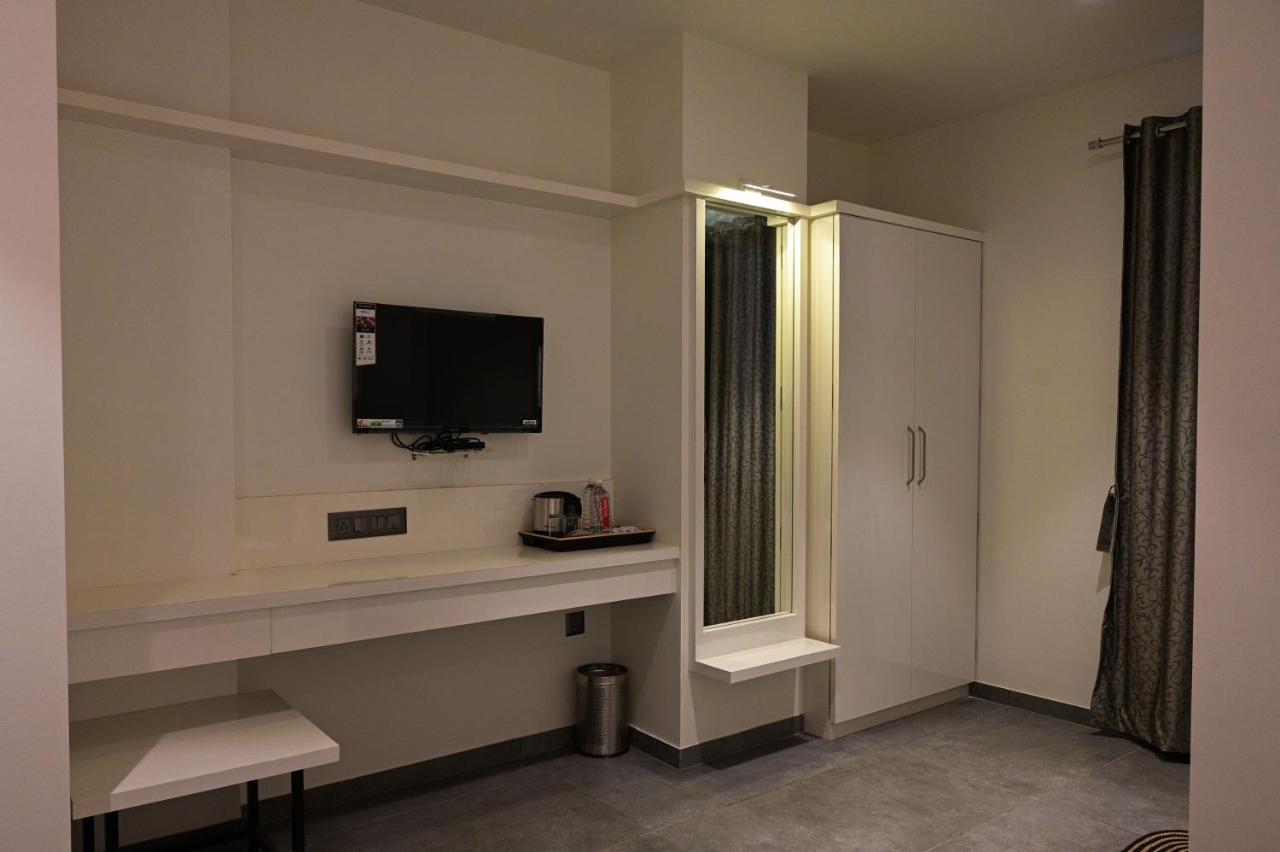 Hotel My Home Residency Nászik Kültér fotó