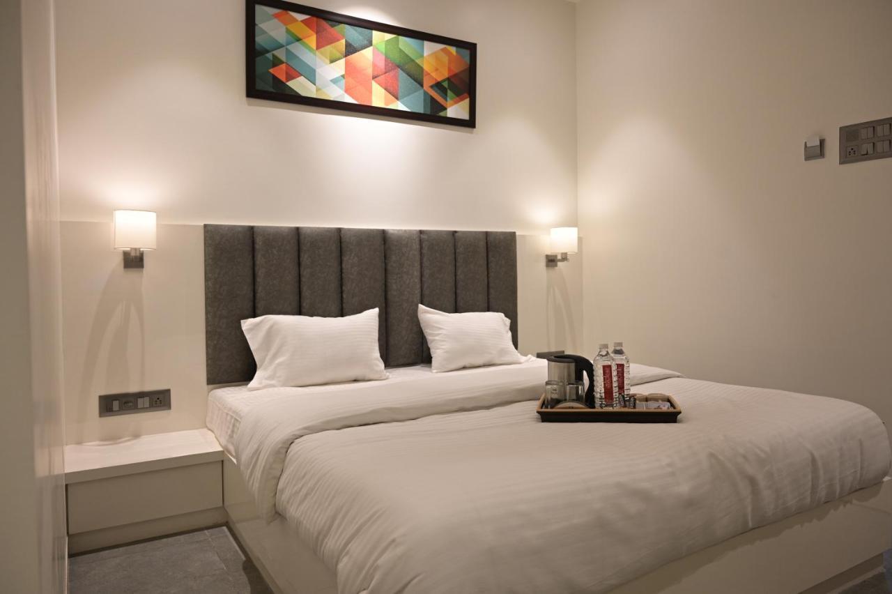 Hotel My Home Residency Nászik Kültér fotó